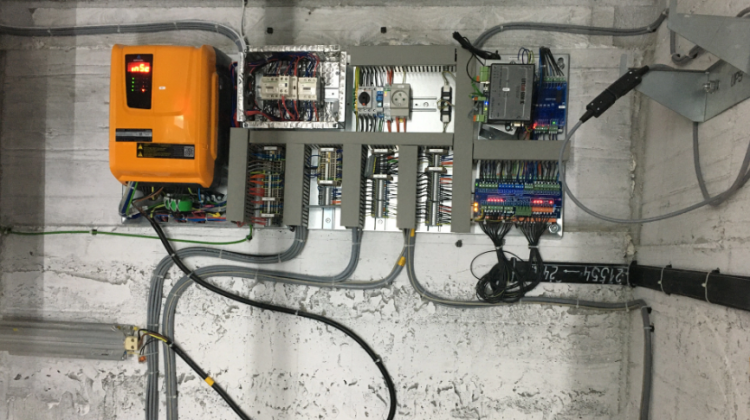 sterowanie dźwigu / windy elektrycznej
